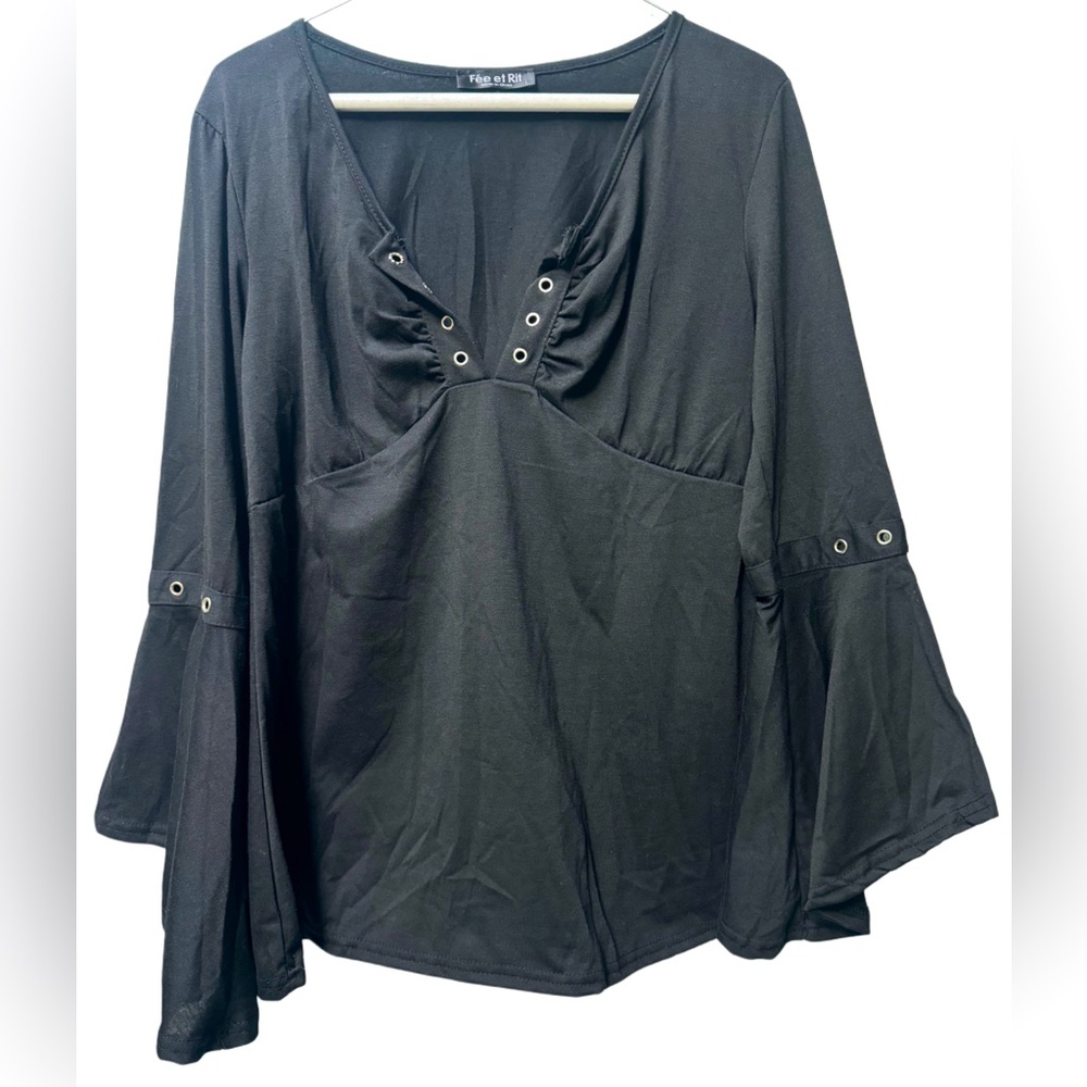 BN black 3/4 bell sleeve black women Large shirt